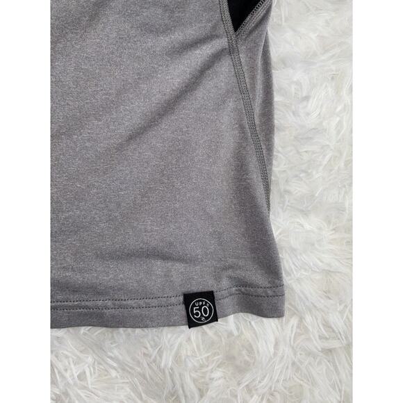 Rip Curl Adult Sz. S Fitted Rashguard. Great Condition. UPF 50 - Picture 4 of 8